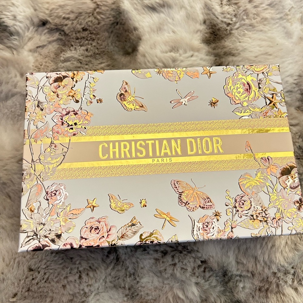 Dior gift box